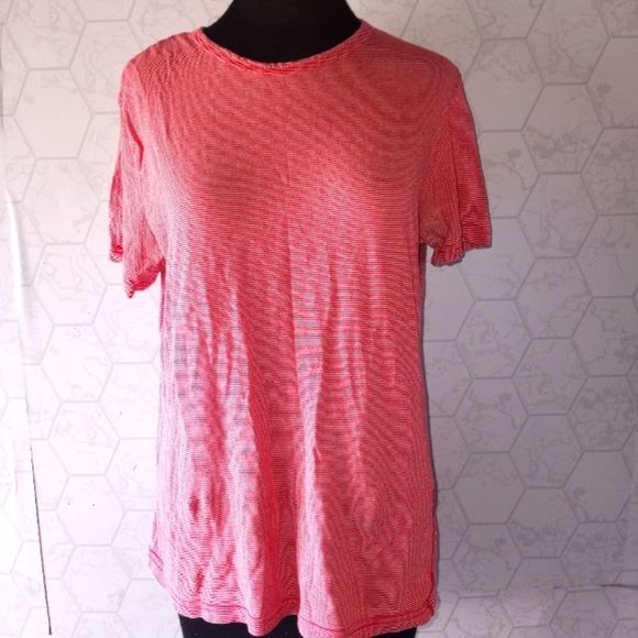 H&M red and white striped scoop neck short sleeve t-shirt - Picture 1 of 10
